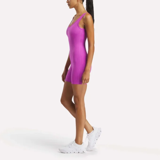 Body de mujer con ribete