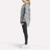 Camisa con botones estilo estudio para mujer