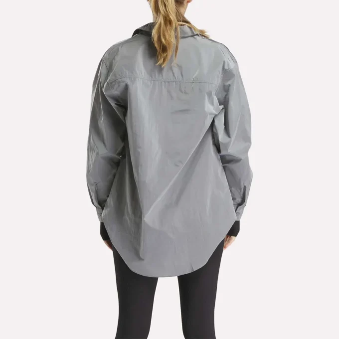 Camisa con botones estilo estudio para mujer
