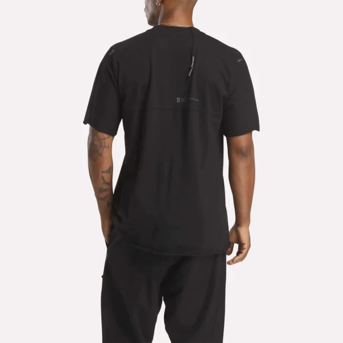 Camiseta Constructed de Reebok x 11 By Boris Bidjan Saberi LTD