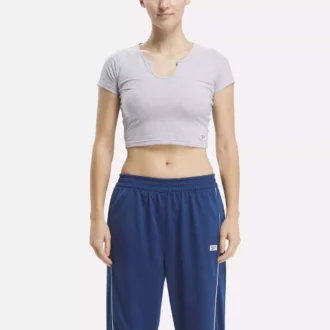 Camiseta corta clásica para mujer