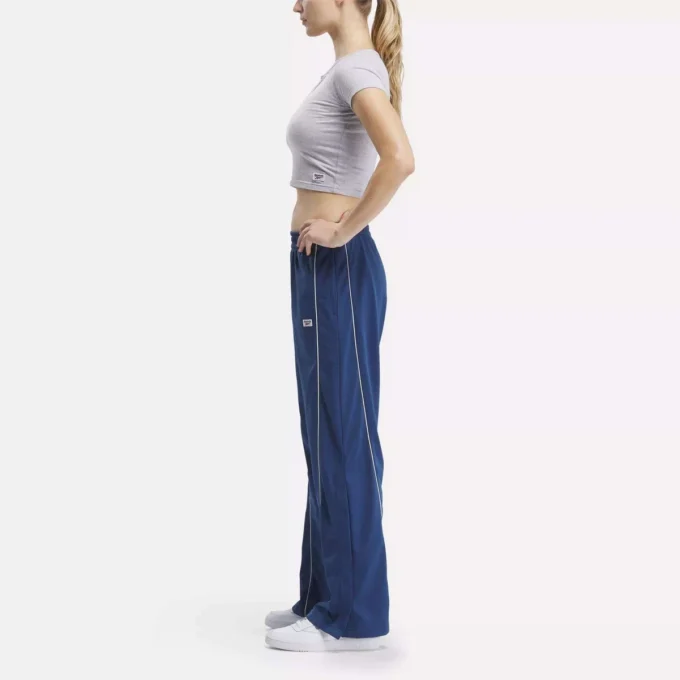 Camiseta corta clásica para mujer Camiseta corta clásica para mujer