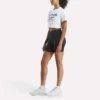 Camiseta corta de manga corta con logo bicolor para mujer Camiseta corta de manga corta con logo bicolor para mujer