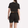 Camiseta corta de manga corta con logo bicolor para mujer Camiseta corta de manga corta con logo bicolor para mujer