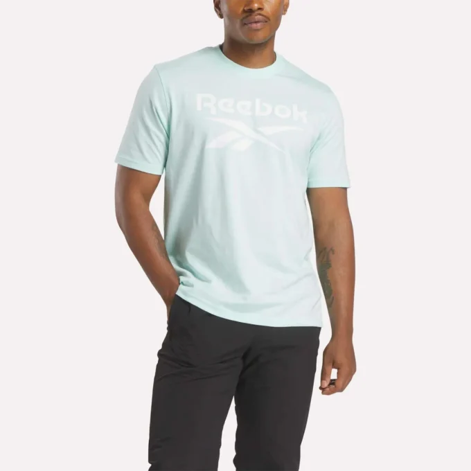 Camiseta de manga corta con cuello redondo y logo grande para hombre Camiseta de manga corta con cuello redondo y logo grande para hombre