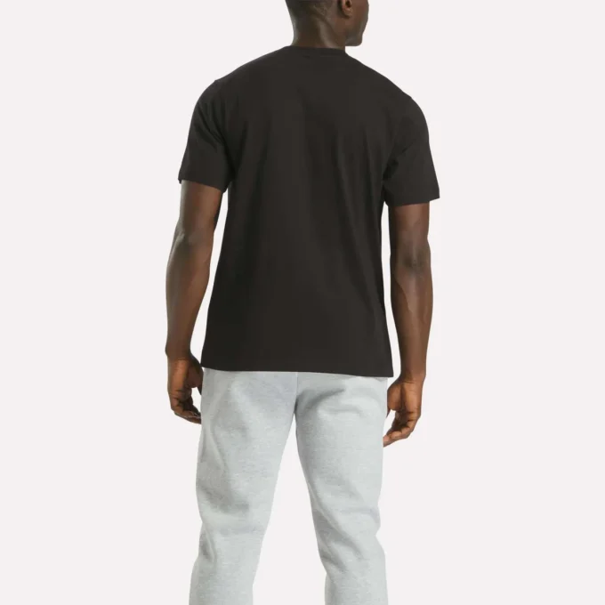 Camiseta de manga corta con cuello redondo y logo grande para hombre Camiseta de manga corta con cuello redondo y logo grande para hombre