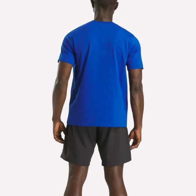 Camiseta de manga corta con cuello redondo y logotipo pequeño para hombre Camiseta de manga corta con cuello redondo y logotipo pequeño para hombre