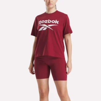Camiseta de manga corta oversize con logo grande para mujer