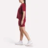 Camiseta de manga corta oversize con logo grande para mujer