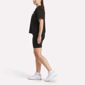 Camiseta de manga corta oversize con logo grande para mujer