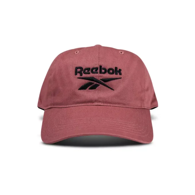 Gorra con logotipo