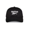 Gorra con logotipo