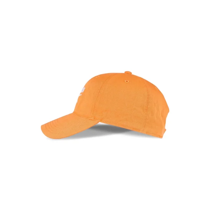 Gorra con logotipo