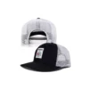 Gorra Trucker con parche tejido Vector Gorra Trucker con parche tejido Vector