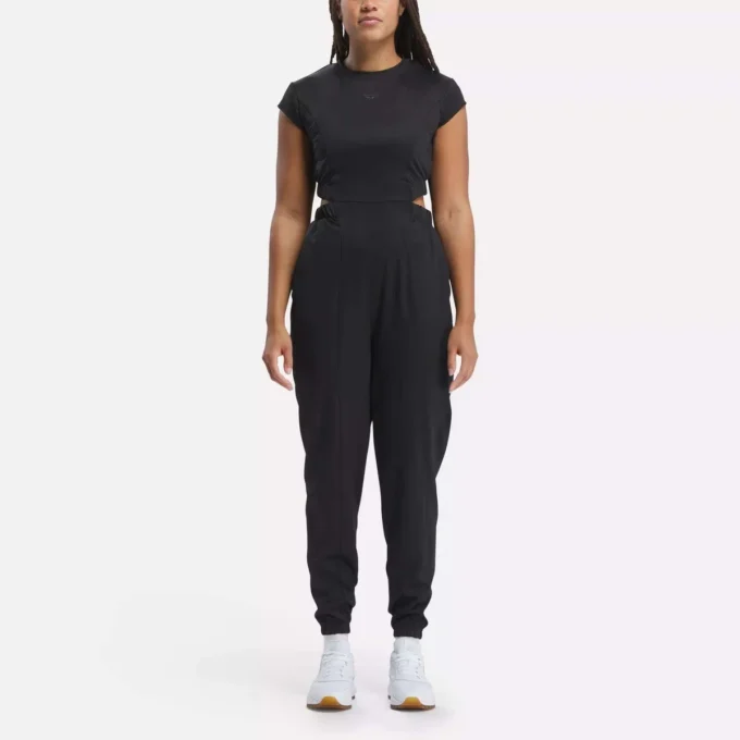 Mono clásico para mujer Mono clásico para mujer
