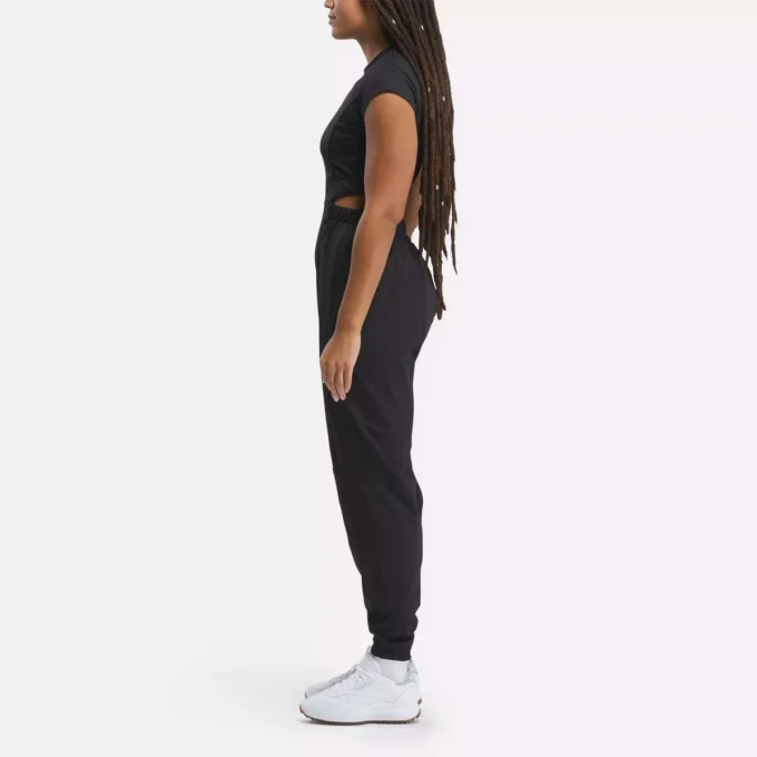 Mono clásico para mujer Mono clásico para mujer