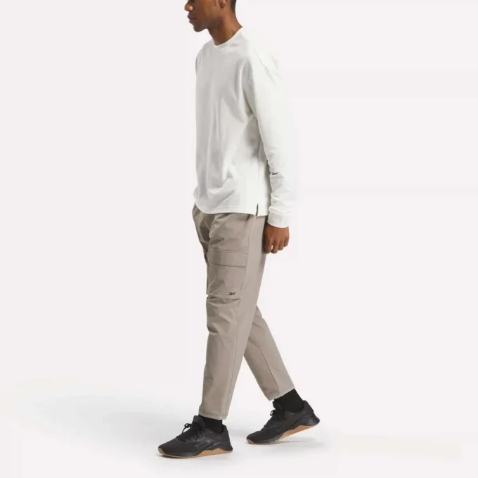 Pantalones cargo Active Collective SkyStretch Woven para hombre