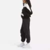 Pantalones cargo esenciales para el guardarropa femenino Pantalones cargo esenciales para el guardarropa femenino