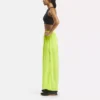 Pantalones clásicos con volumen para mujer Pantalones clásicos con volumen para mujer