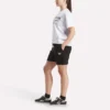Pantalones cortos largos con pinzas para mujer Pantalones cortos largos con pinzas para mujer