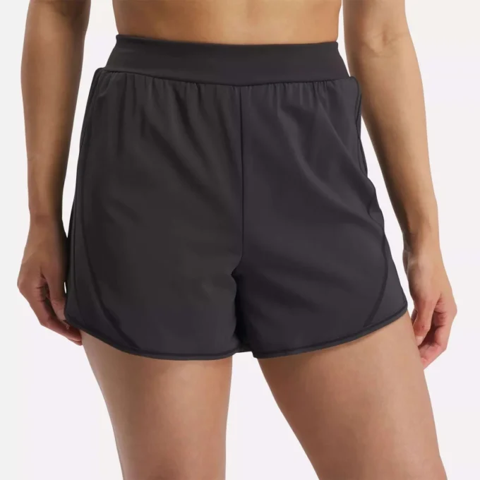 Pantalones cortos Lux Woven para mujer 4″ Pantalones cortos Lux Woven para mujer 4″