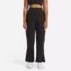 Pantalones de felpa clásicos imprescindibles para el armario femenino Pantalones de felpa clásicos imprescindibles para el armario femenino