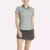 Polo de manga corta con cuello Johnny y estampado floral micro para mujer Polo de manga corta con cuello Johnny y estampado floral micro para mujer