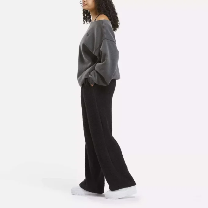 Prendas básicas para el armario femenino Pantalones cómodos Prendas básicas para el armario femenino Pantalones cómodos