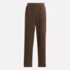 Prendas básicas para el armario femenino Pantalones cómodos Prendas básicas para el armario femenino Pantalones cómodos