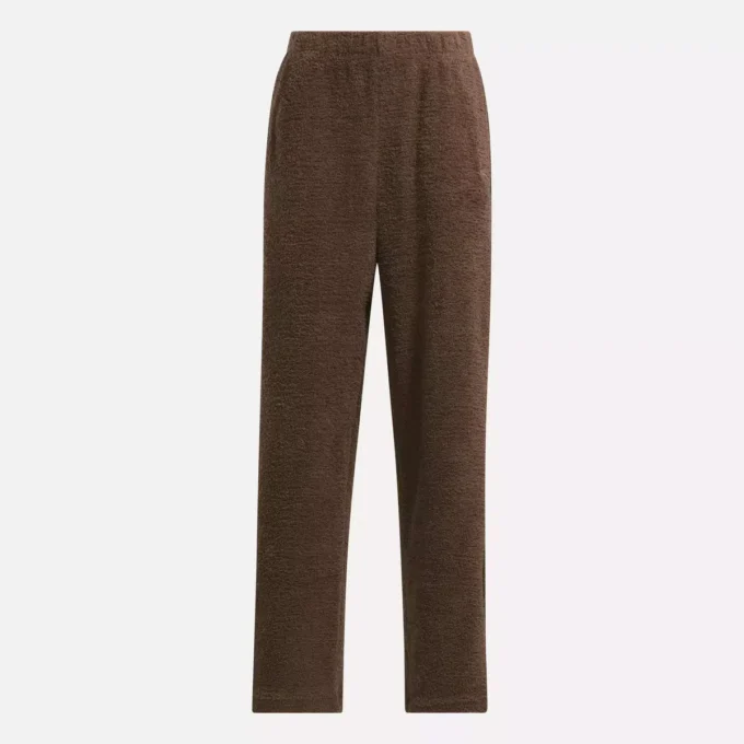 Prendas básicas para el armario femenino Pantalones cómodos Prendas básicas para el armario femenino Pantalones cómodos