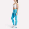 Sujetador con tirantes Core para mujer: sujeción media Sujetador con tirantes Core para mujer: sujeción media