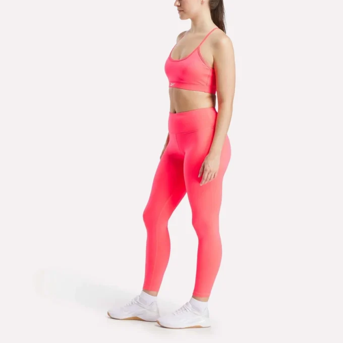 Sujetador con tirantes Core para mujer: sujeción media Sujetador con tirantes Core para mujer: sujeción media