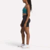 Sujetador con tirantes Core para mujer: sujeción media Sujetador con tirantes Core para mujer: sujeción media