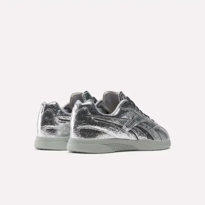 Zapatillas Hammer Street de Reebok x PLEASURES Zapatillas Hammer Street de Reebok x PLEASURES