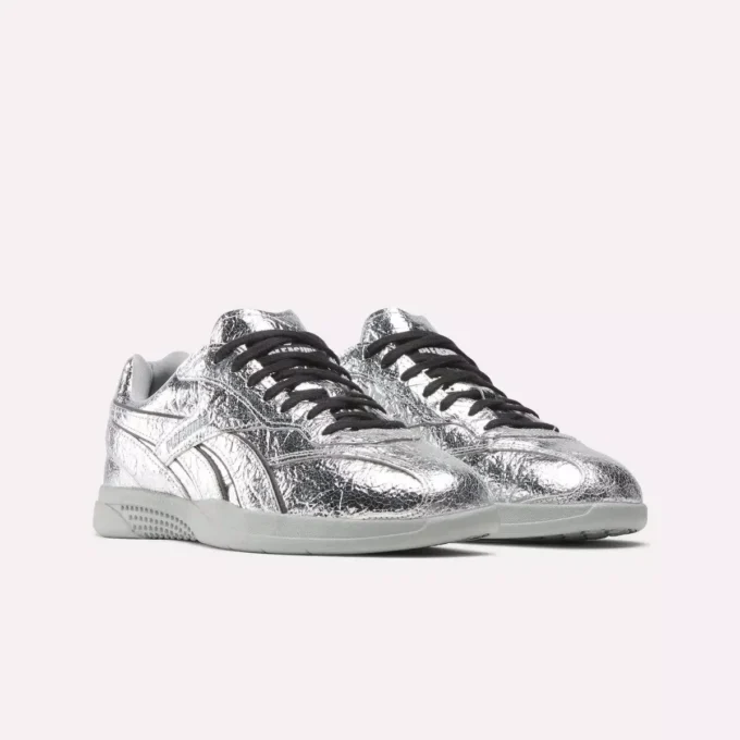 Zapatillas Hammer Street de Reebok x PLEASURES Zapatillas Hammer Street de Reebok x PLEASURES