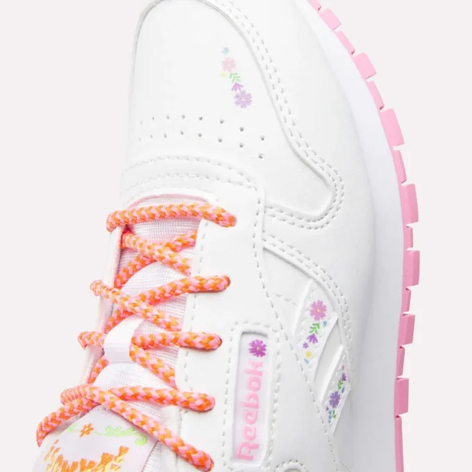 Zapatillas Reebok x DORA Classic Leather para niños pequeños Zapatillas Reebok x DORA Classic Leather para niños pequeños