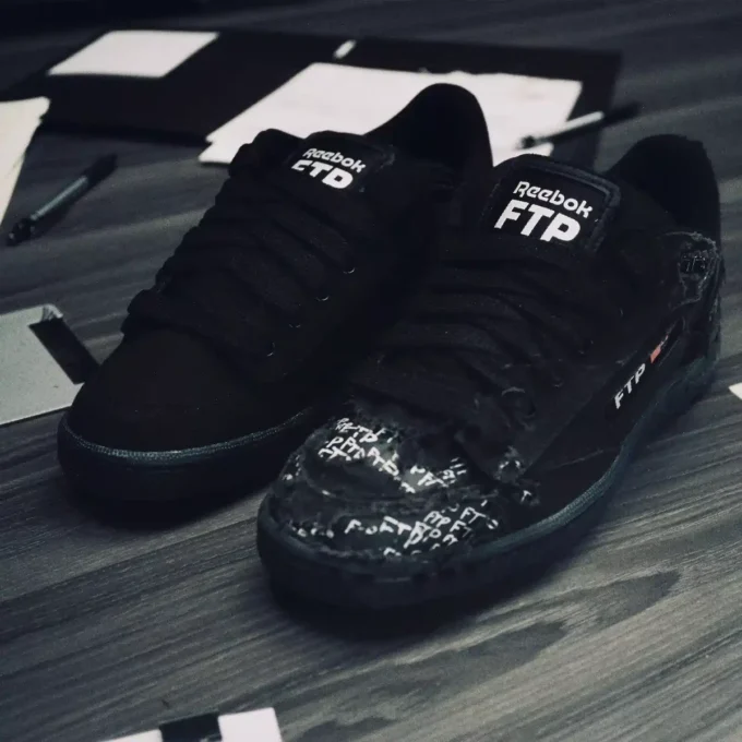 Zapatillas Reebok x FTP Club C Bulc CLN Zapatillas Reebok x FTP Club C Bulc CLN