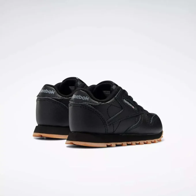 Zapatos Classic Leather para niños: bebés y niños pequeños